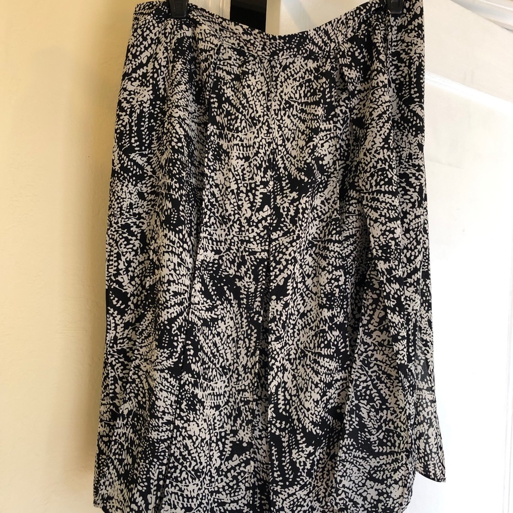 Black and white long skirt
